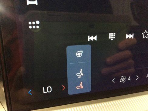 Used 2025 Ford Explorer ST-Line image 29