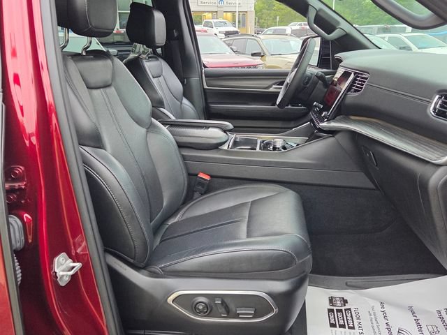Used 2023 Jeep Wagoneer Series II AWD/4WD image 17