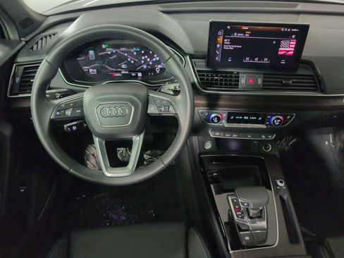 Certified 2025 Audi Q5 2.0T Premium Plus w/ Premium Plus Package image 13