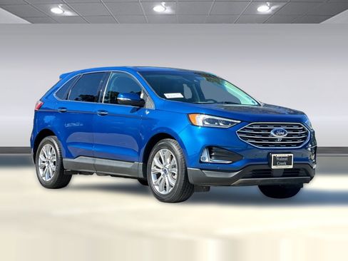 Used 2022 Ford Edge Titanium w/ Equipment Group 301A AWD/4WD image 6