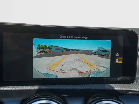 Used 2023 Mercedes-Benz CLA 250 image 27