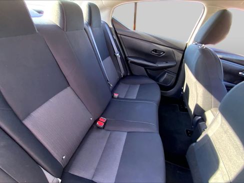 Used 2024 Nissan Sentra SV FWD image 18