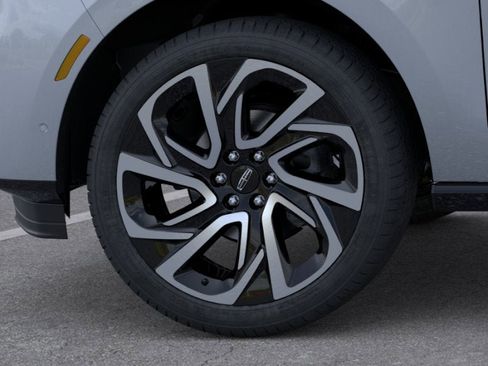 New 2026 Lincoln Navigator Reserve image 19