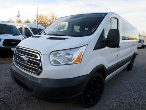 Used 2017 Ford Transit 350 XLT image 1