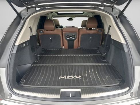 Used 2023 Acura MDX SH-AWD w/ Advance Package image 12