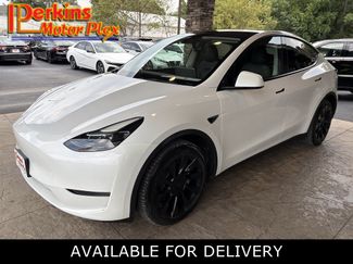 Used 2023 Tesla Model Y Long Range AWD/4WD video 1