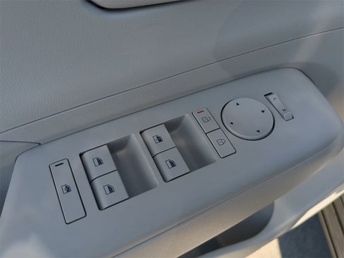 New 2026 Hyundai Kona SE image 20