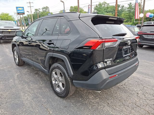 Used 2024 Toyota RAV4 XLE FWD image 4
