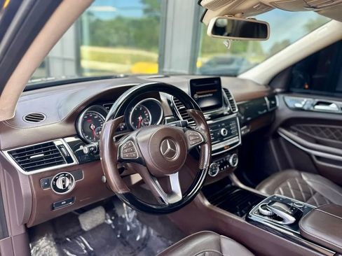 Used 2017 Mercedes-Benz GLS 550 4MATIC image 12