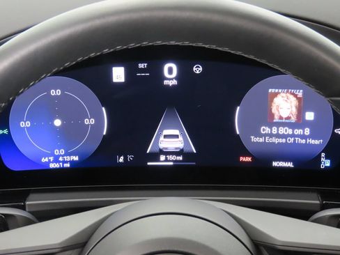 Certified 2024 Porsche Macan 4 Electric AWD/4WD image 17