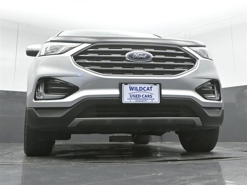Used 2019 Ford Edge SEL w/ Equipment Group 201A AWD/4WD image 29