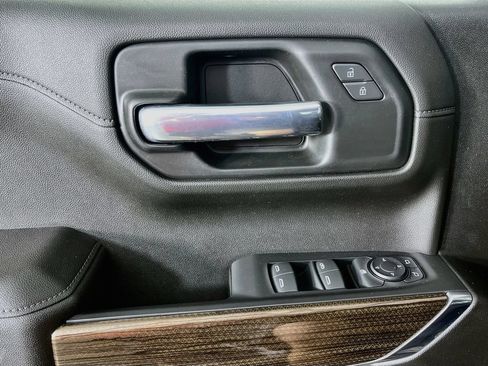 Used 2021 Chevrolet Silverado 1500 LT Trail Boss w/ Bed Protection Package AWD/4WD image 22