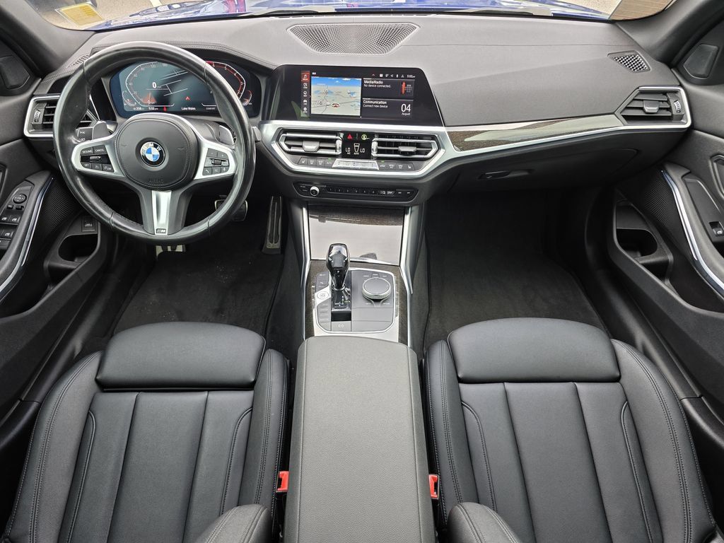 Used 2021 BMW 330i Sedan w/ M Sport Package RWD image 16