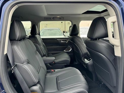 New 2025 INFINITI QX80 Sensory w/ Exterior Package image 6