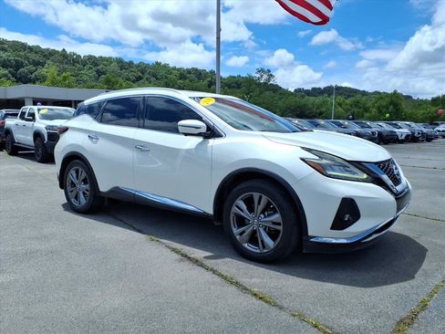Used 2019 Nissan Murano Platinum w/ Cargo Package FWD image 3