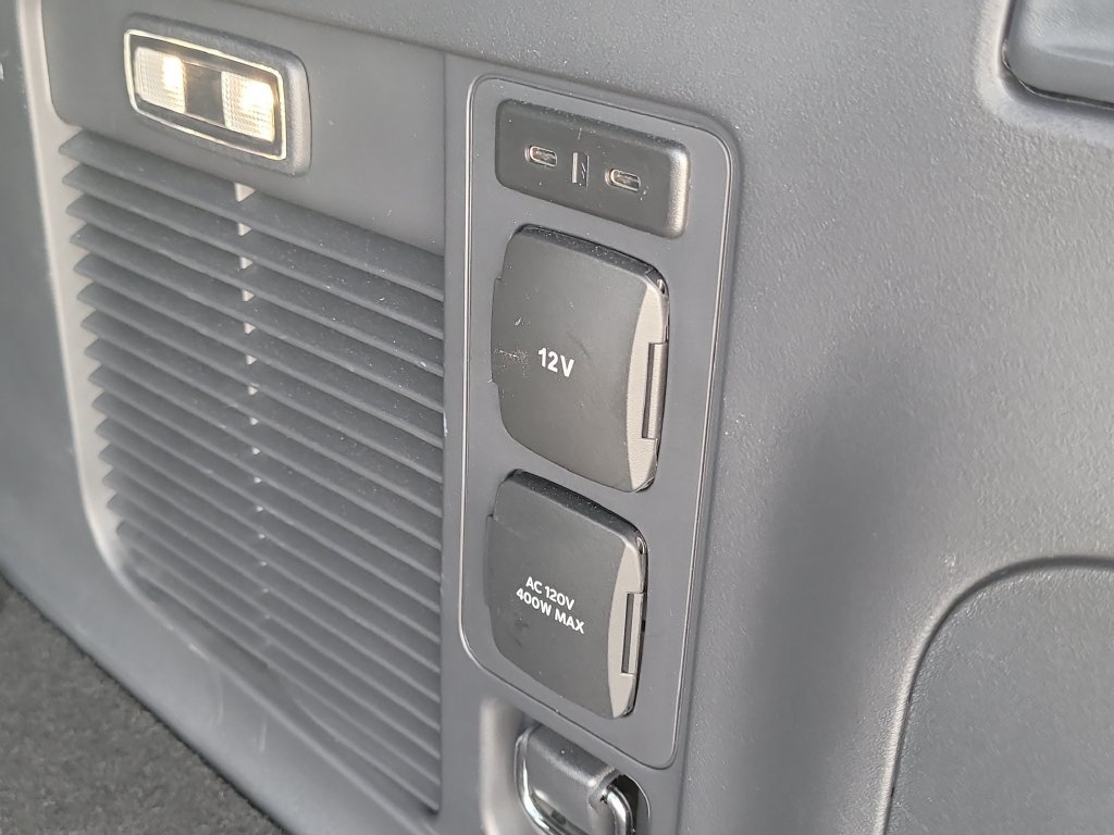 Used 2025 Lincoln Navigator L Black Label AWD/4WD image 10