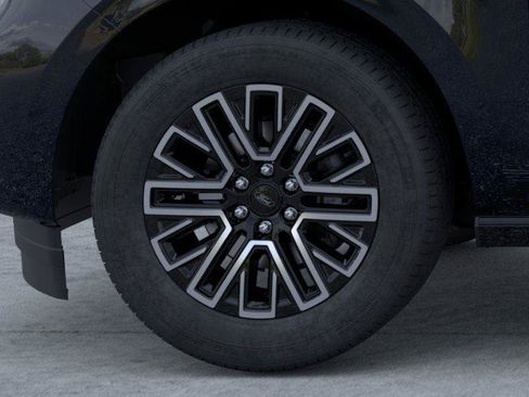 New 2026 Ford Expedition Max Platinum image 19