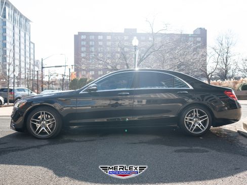 Used 2018 Mercedes-Benz S 560 Sedan image 4