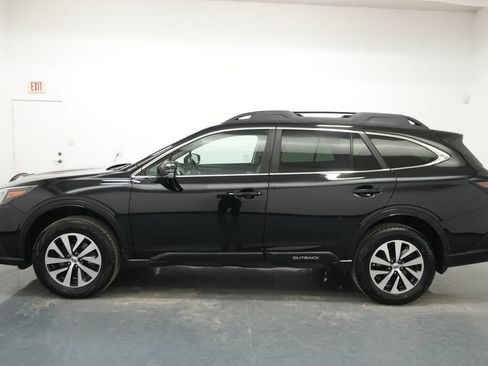 Used 2021 Subaru Outback Premium AWD/4WD image 4