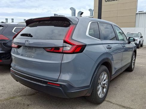 Used 2023 Honda CR-V EX-L image 3
