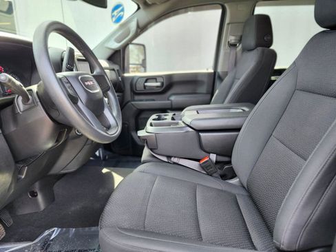 Used 2024 GMC Sierra 2500 Pro w/ 1SA Pro Safety Plus Package AWD/4WD image 16