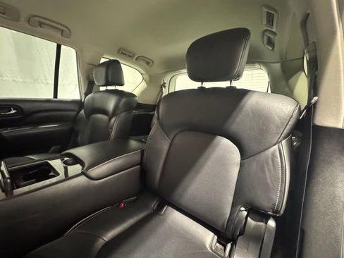 Used 2024 INFINITI QX80 Luxe image 25