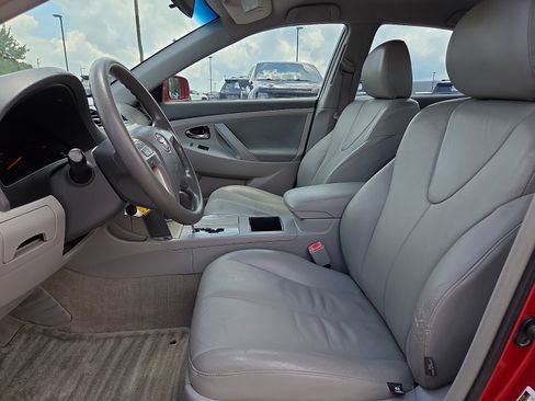 Used 2009 Toyota Camry LE FWD image 15