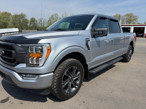 Used 2021 Ford F150 XLT w/ Equipment Group 302A High AWD/4WD image 9