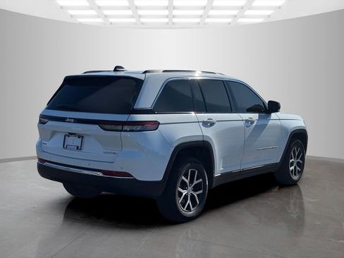 Certified 2024 Jeep Grand Cherokee Limited AWD/4WD image 7