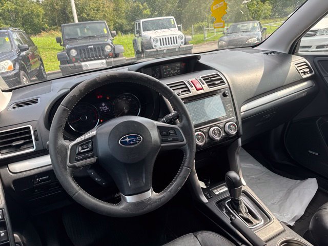 Used 2016 Subaru Forester 2.5i Touring AWD/4WD image 14