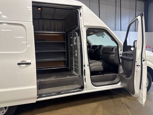 Used 2020 Nissan NV 2500 SV RWD image 61