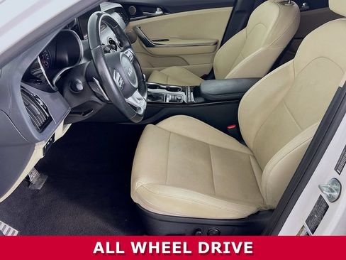 Used 2023 Kia Stinger GT-Line w/ Sun & Sound Package AWD/4WD image 3