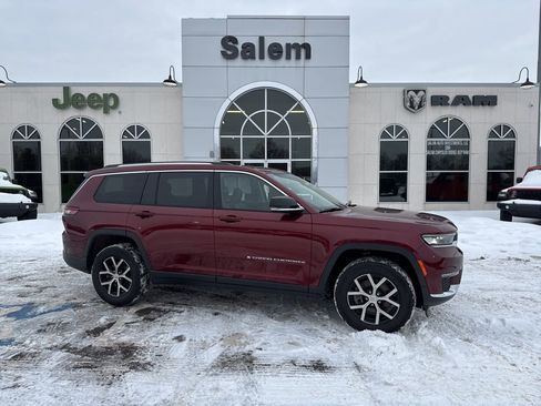 Used 2023 Jeep Grand Cherokee L Limited image 1