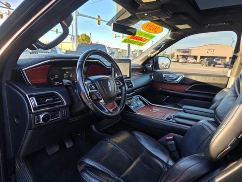 Used 2020 Lincoln Navigator L Reserve image 25