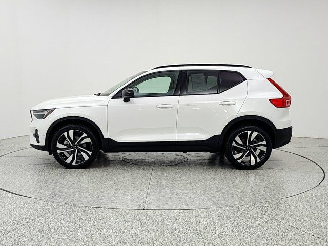 Used 2023 Volvo XC40 B5 Ultimate w/ Climate Package AWD/4WD image 8