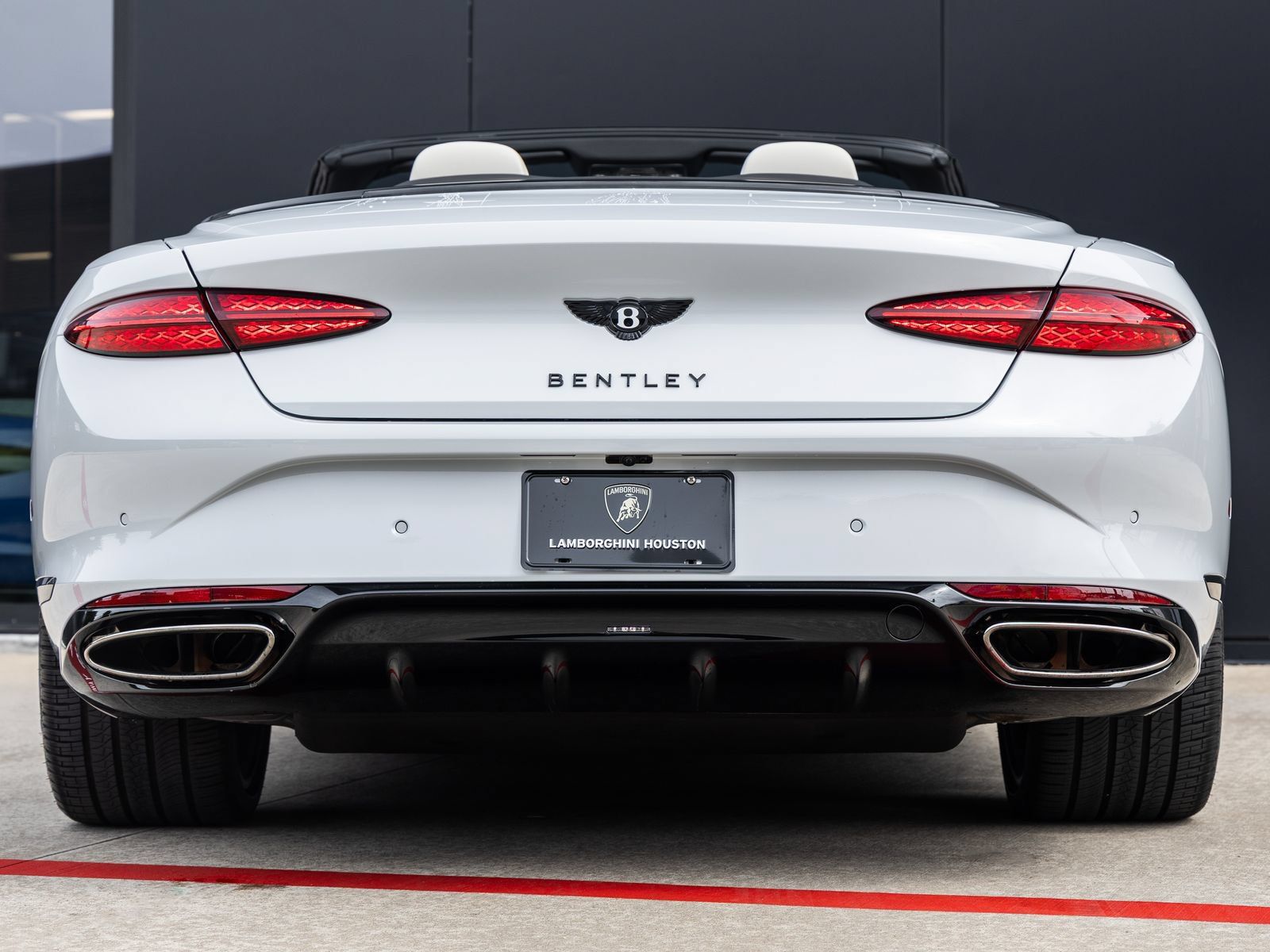 Used 2025 Bentley Continental GTC AWD/4WD image 8