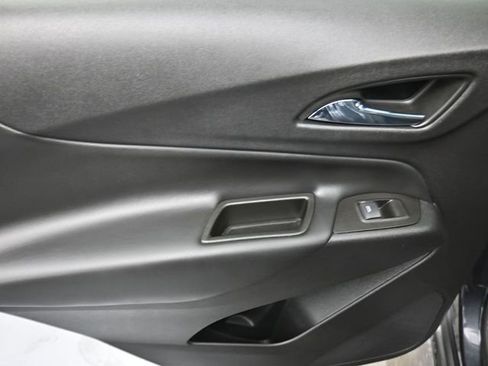 Used 2022 Chevrolet Equinox LT FWD image 19