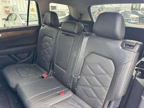 Used 2026 Volkswagen Atlas SE FWD image 11