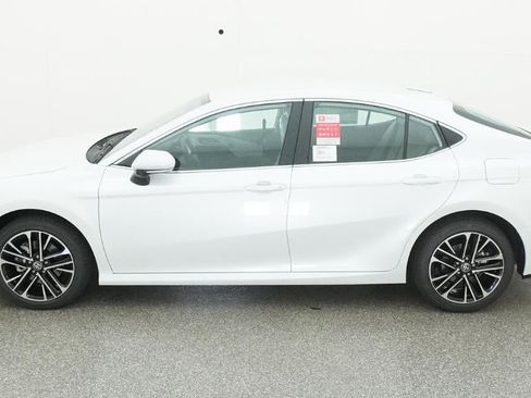 New 2026 Toyota Camry XLE AWD/4WD image 3