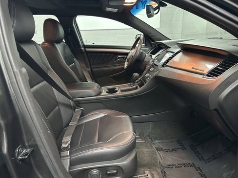 Used 2018 Ford Taurus SEL w/ Equipment Group 201A image 21