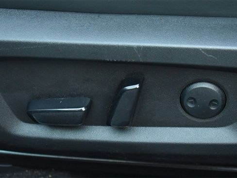 Used 2023 Mitsubishi Outlander SE image 24