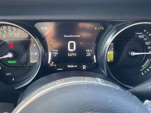 Used 2022 Jeep Wrangler Unlimited Sahara w/ Cold Weather Group image 14