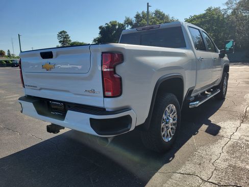 New 2026 Chevrolet Silverado 2500 LT w/ Z71 Chrome Sport Edition AWD/4WD image 5