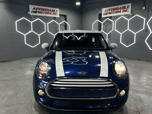Used 2015 MINI Cooper 4-Door Hardtop FWD image 2