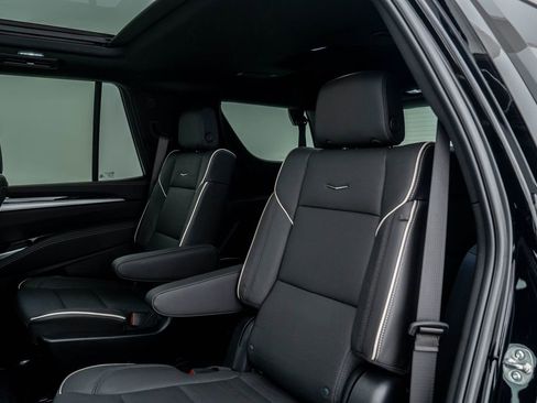 Used 2025 Cadillac Escalade Sport w/ Touring Package image 42