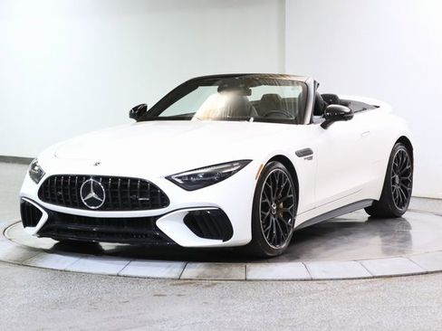 Used 2022 Mercedes-Benz SL 63 AMG 4MATIC w/ Driver Assistance Package image 13