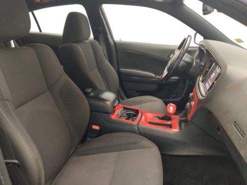 Used 2017 Dodge Charger SXT w/ Blacktop Package image 21