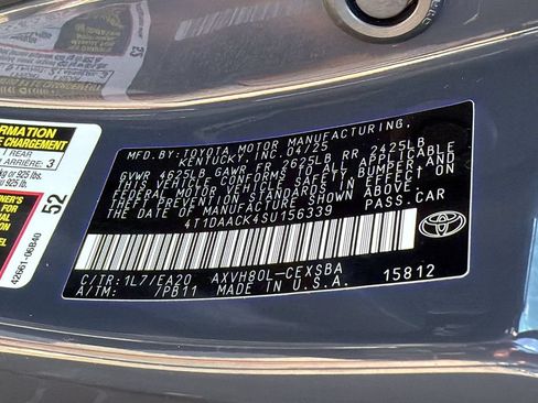 Used 2025 Toyota Camry SE FWD image 33