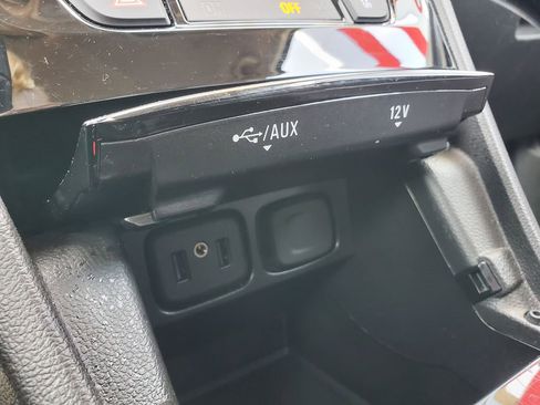 Used 2020 Buick Encore Preferred w/ Safety Package FWD image 29