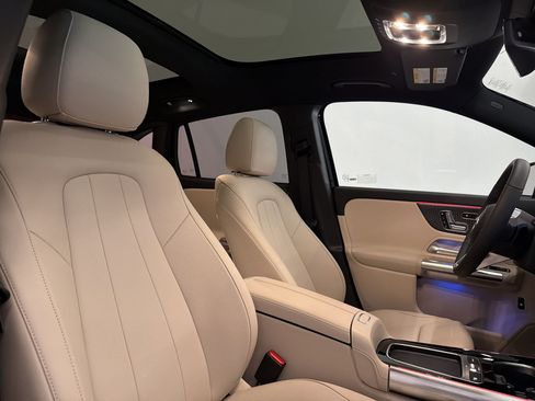 Certified 2026 Mercedes-Benz GLA 250 4MATIC image 25